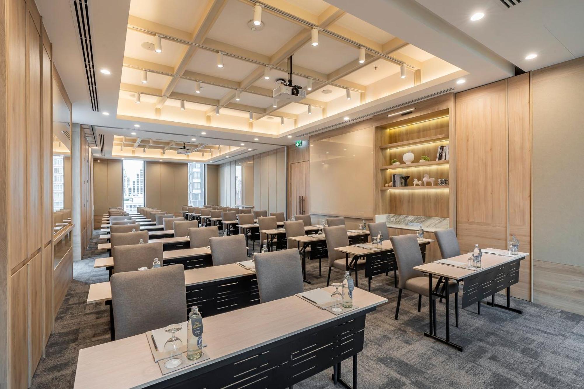 Staybridge Suites Bangkok Sukhumvit By Ihg Exterior foto