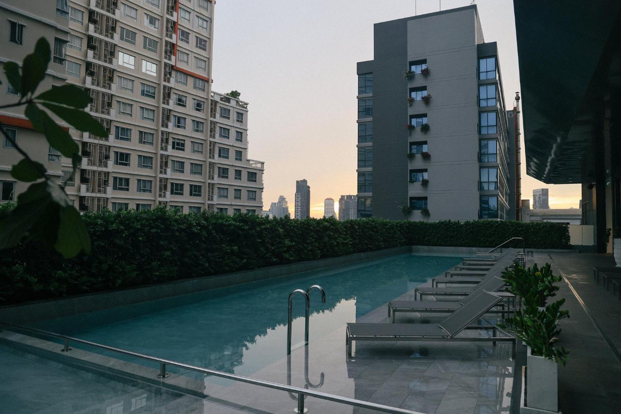 Staybridge Suites Bangkok Sukhumvit By Ihg Exterior foto